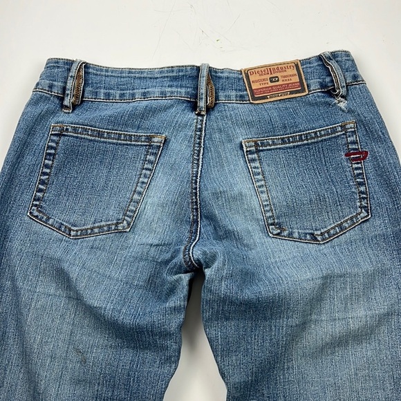Diesel mid-rise  y2k straight leg denim jeans size 28 - Picture 3 of 13